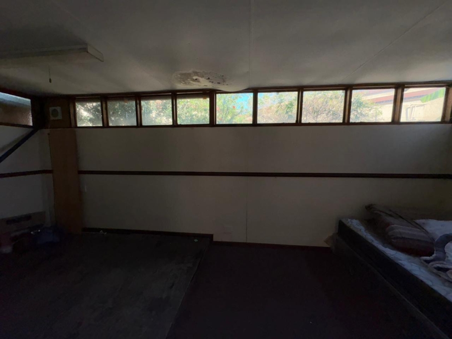2 Bedroom Property for Sale in Rustenburg Central North West